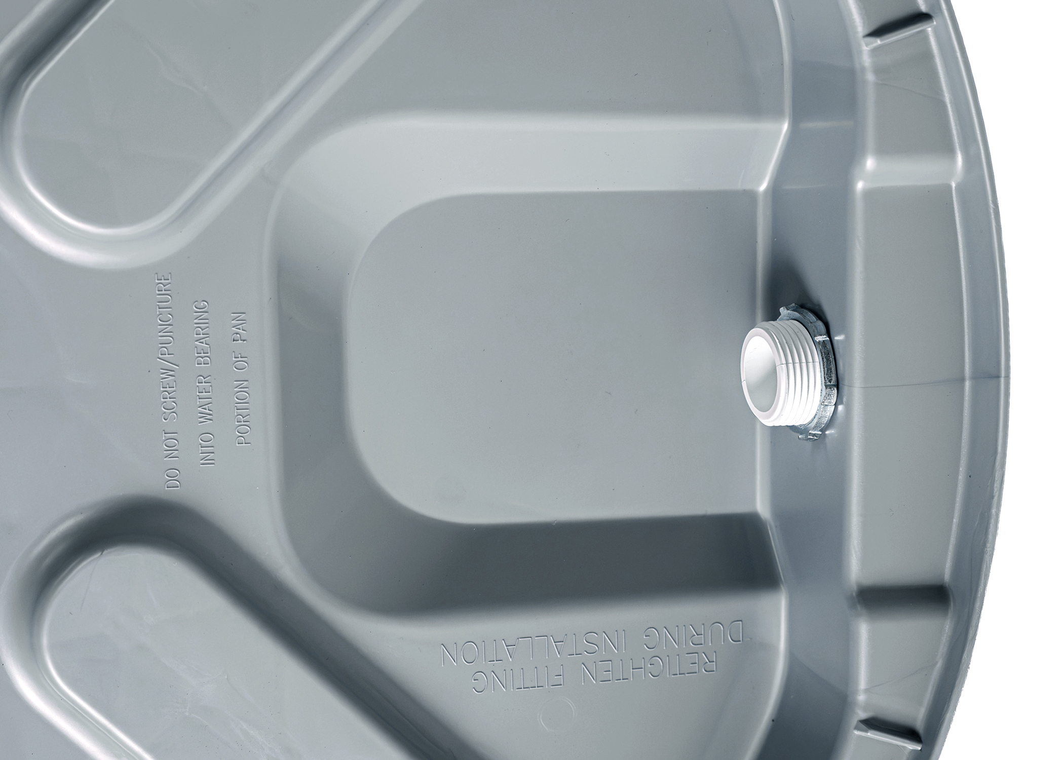 PolarPan_Round_5x7_Closeup_DrainPocket-1